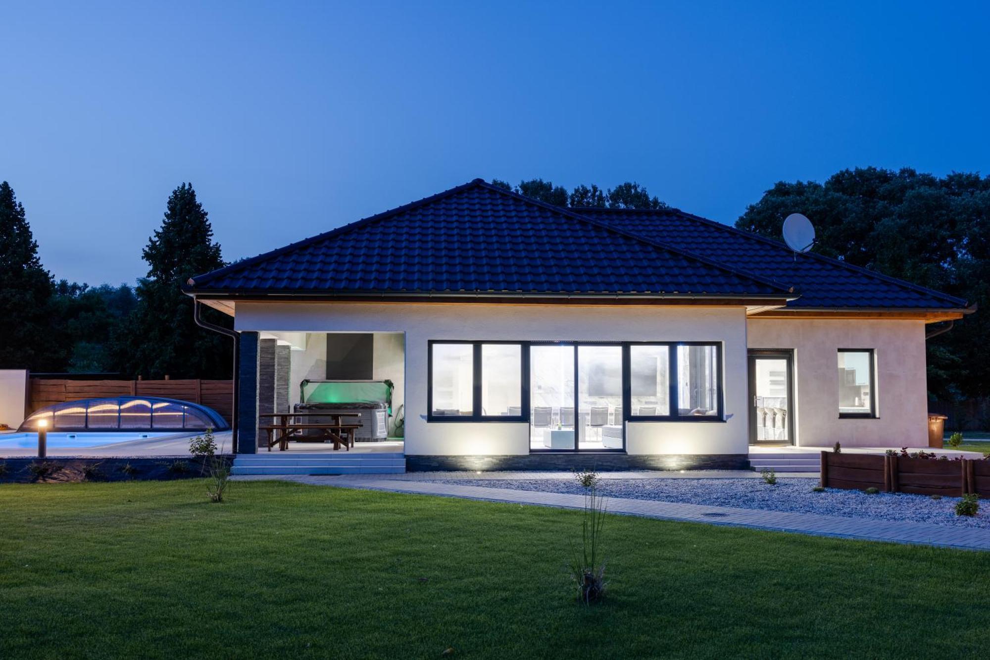Mitosz Apartman Gyomaendrod Bagian luar foto